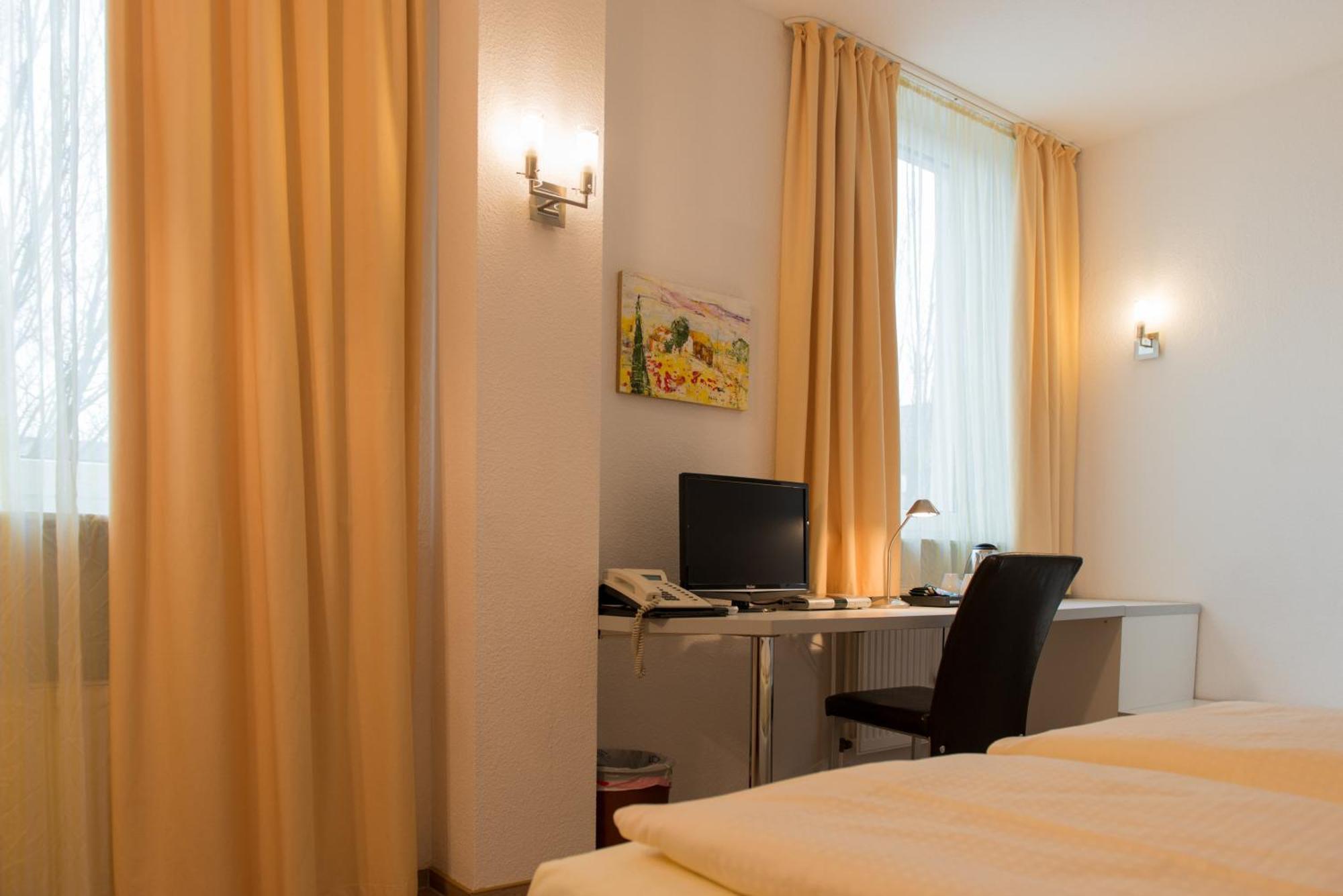 Ziegenbruch'S Gastronomie Hotel Spenge Buitenkant foto